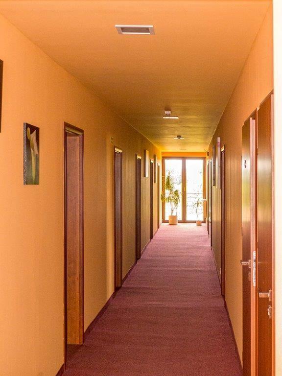 Hotel Paola Kutno Exteriör bild