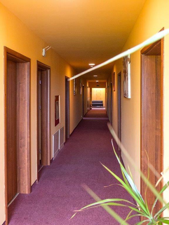 Hotel Paola Kutno Exteriör bild