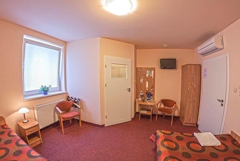 Hotel Paola Kutno Exteriör bild