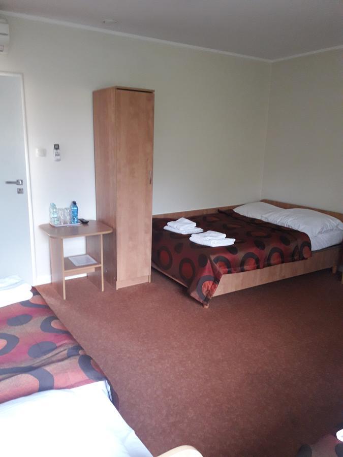 Hotel Paola Kutno Exteriör bild